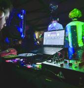 Magnetic Vibes Mobile DJ Ruimsig Party Entertainment 7_small