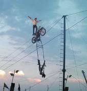 Motorbike Trapeze