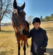 Corkscrew Willow Equestrian Chartwell Horse Riding Classes & Lessons 2_small