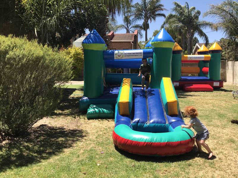 jumping castle hire brackenfell