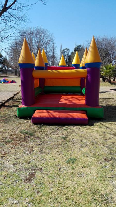 little jumping castle