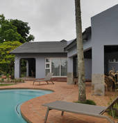 Swimming pool & lappa