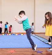 Stretch-n-Grow Bloubergstrand Sports Parties 2_small