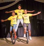 Unicycle act at Show 2016/03/12
