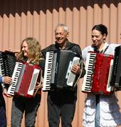 Zariana Ross - accordion music school Pretoria Villieria Accordion Classes & Lessons 1_small