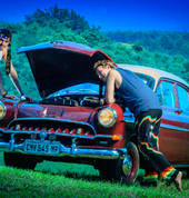 Fun photoshoot with sixties clothing and cars