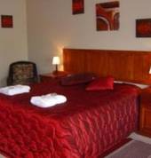 Spacious Rooms with King size bed.