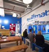 Swimmable waiting room & coffee shop